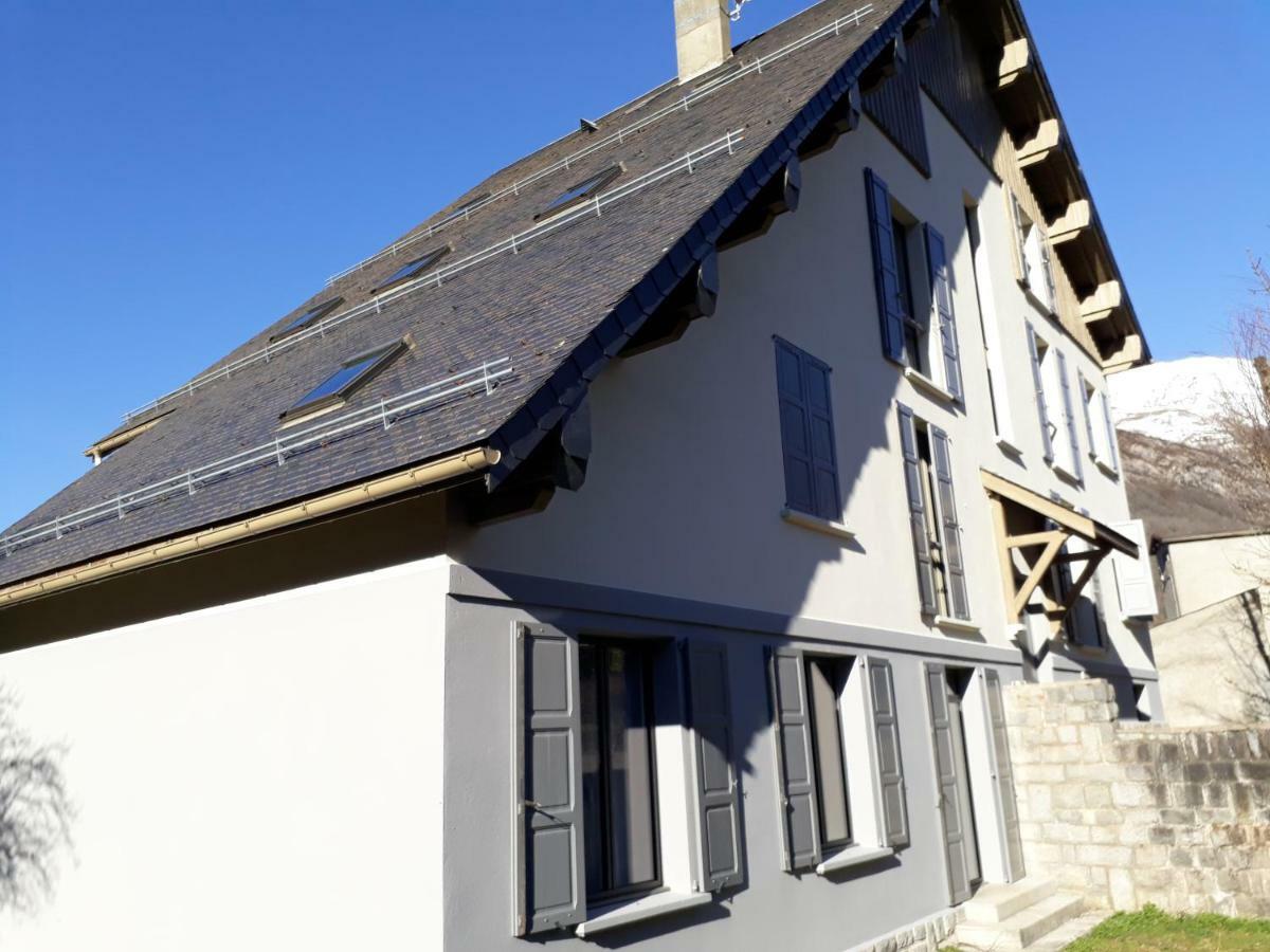 Chalet Du Doumet - Appart Luz Centre - Parking Et Garage Individuel Ferme - Draps Et Serviettes Inclus 뤼생소베르 외부 사진