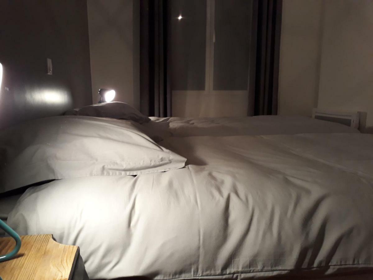 Chalet Du Doumet - Appart Luz Centre - Parking Et Garage Individuel Ferme - Draps Et Serviettes Inclus 뤼생소베르 외부 사진
