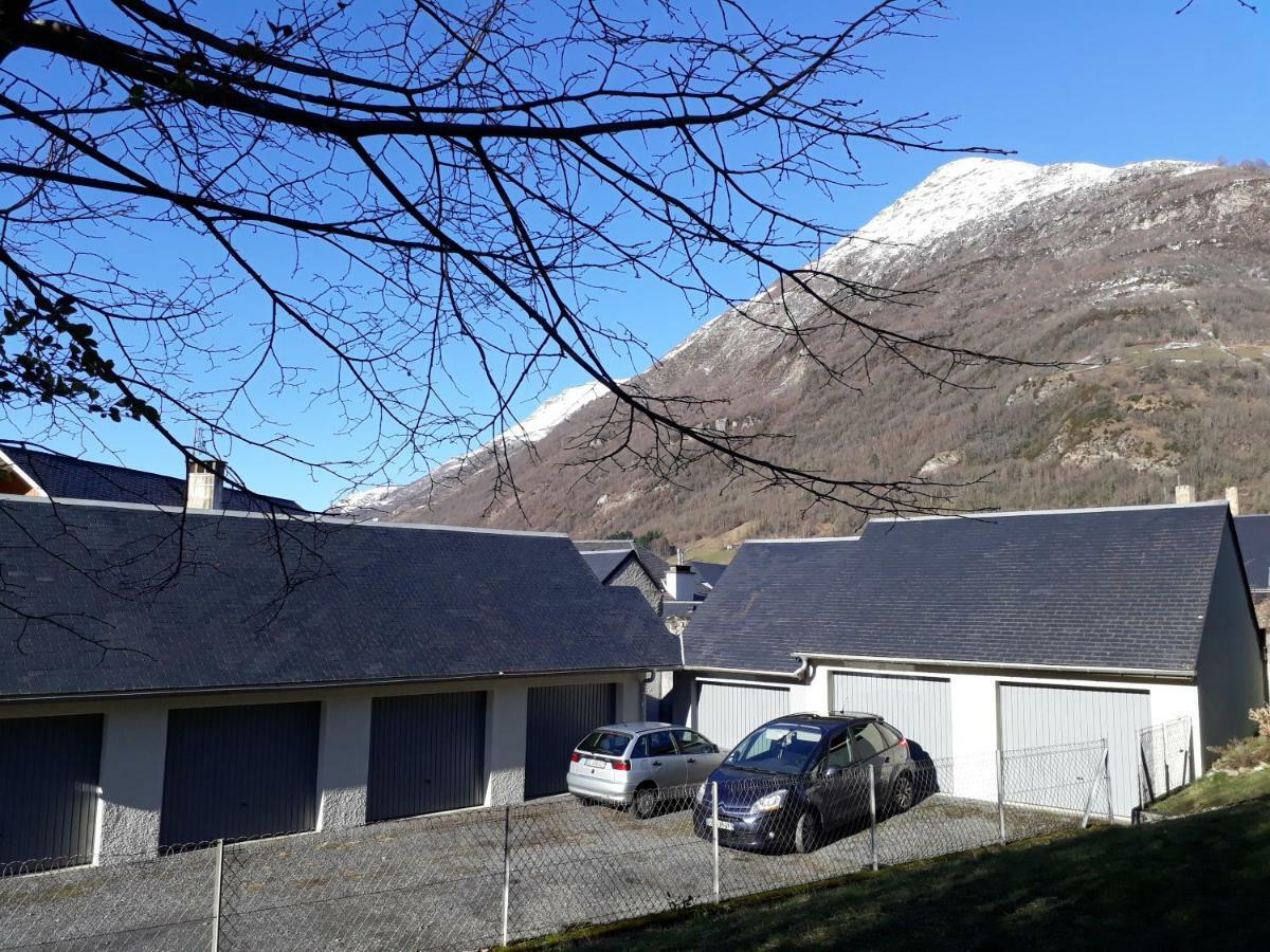 Chalet Du Doumet - Appart Luz Centre - Parking Et Garage Individuel Ferme - Draps Et Serviettes Inclus 뤼생소베르 외부 사진