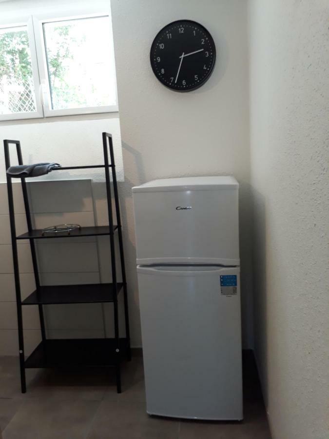 Chalet Du Doumet - Appart Luz Centre - Parking Et Garage Individuel Ferme - Draps Et Serviettes Inclus 뤼생소베르 외부 사진
